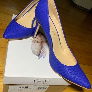 Brilliant Blue Jessica Simpson Heel size 8.5 excellent condition